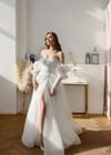 Свадебное платье Свадебное платье-трансформер с разрезом и мерцающей юбкой