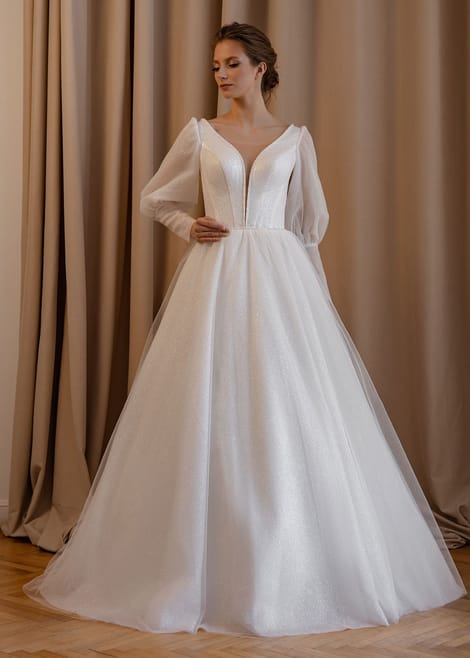 Блестящее свадебное платье А-силуэта с длинными рукавами