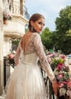 Свадебное платье Свадебное платье с закрытым верхом и рукавами